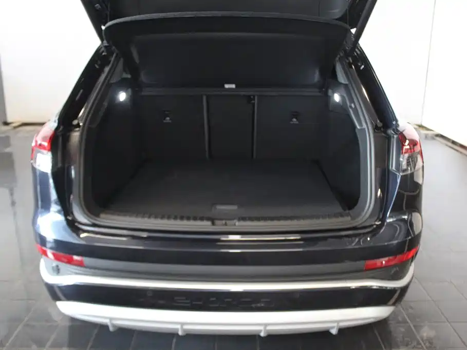 Audi Q4 e-tron — миниатюра 7