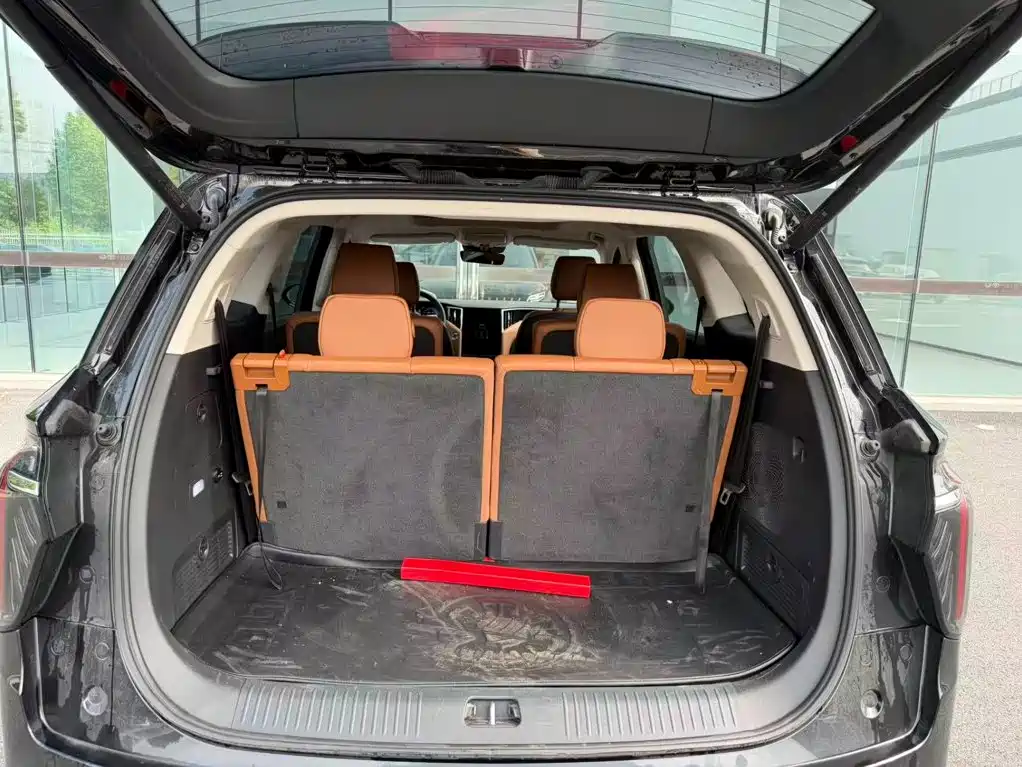 Hongqi Hongqi HS7 PHEV — миниатюра 13