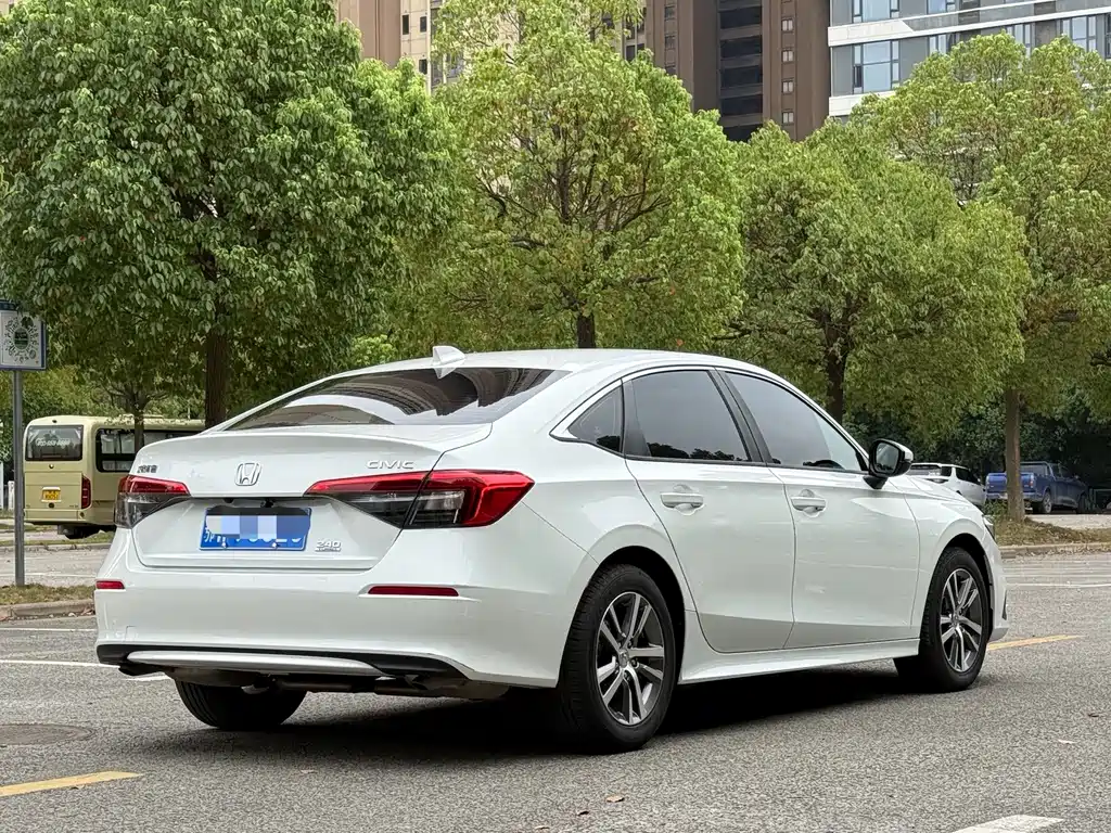 Honda Civic — миниатюра 11