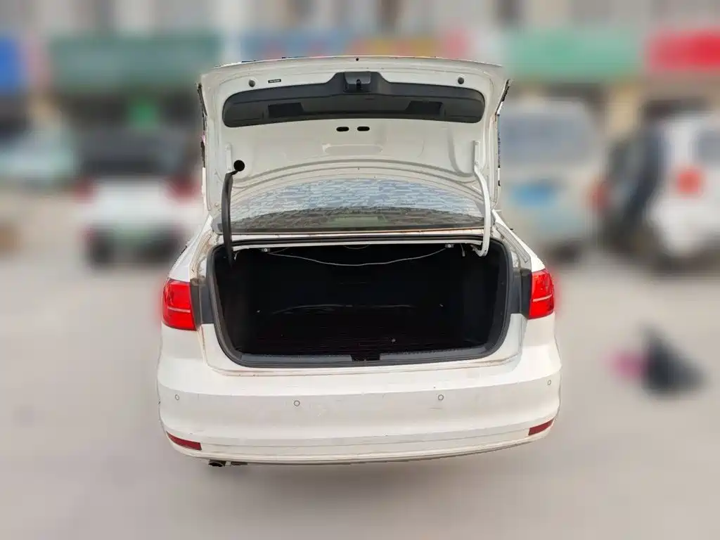 Volkswagen Sagitar — миниатюра 20
