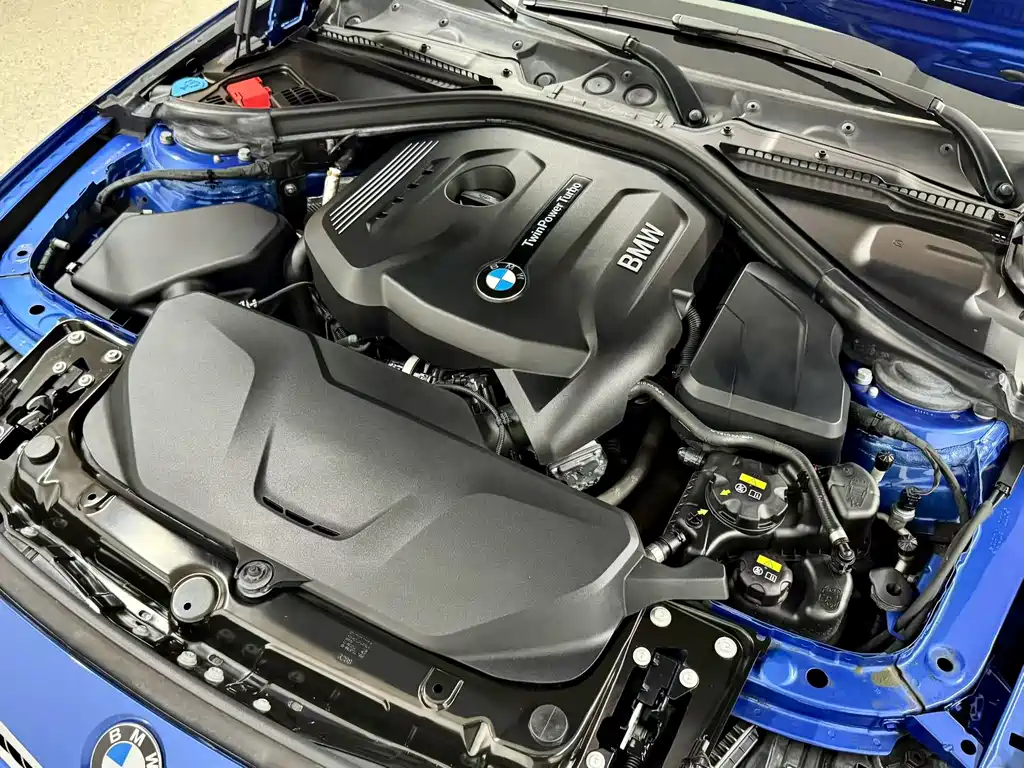 BMW 3 Series — миниатюра 8