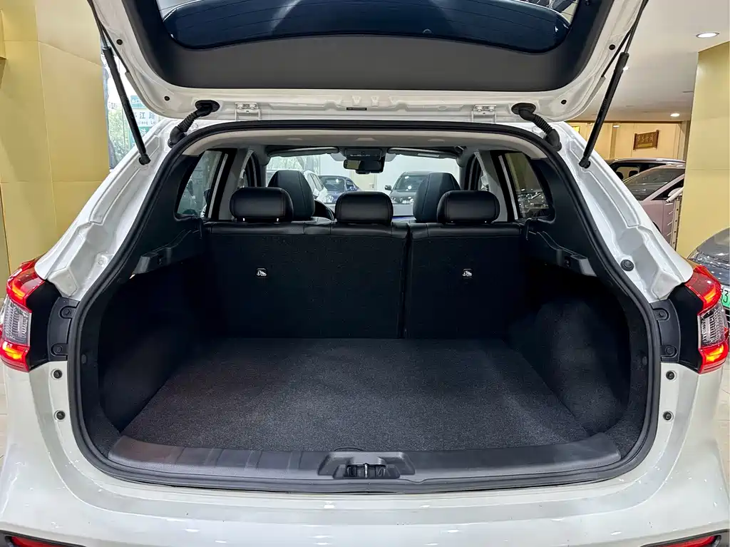 Nissan Qashqai — миниатюра 20