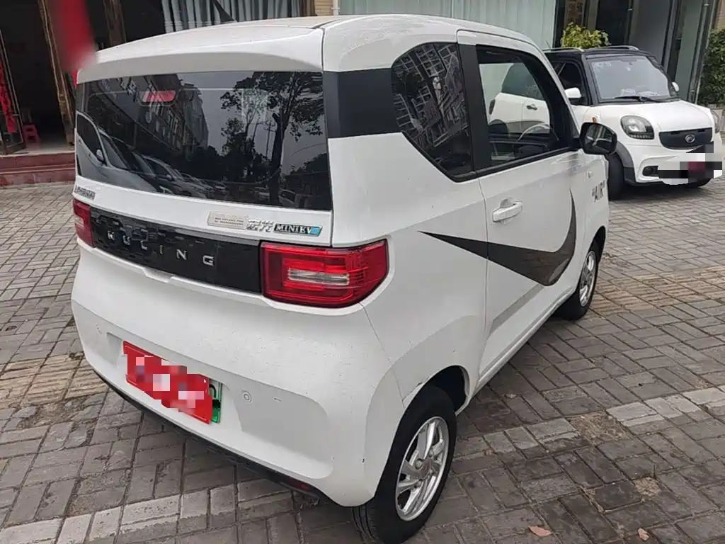 Wuling MINIEV — миниатюра 7