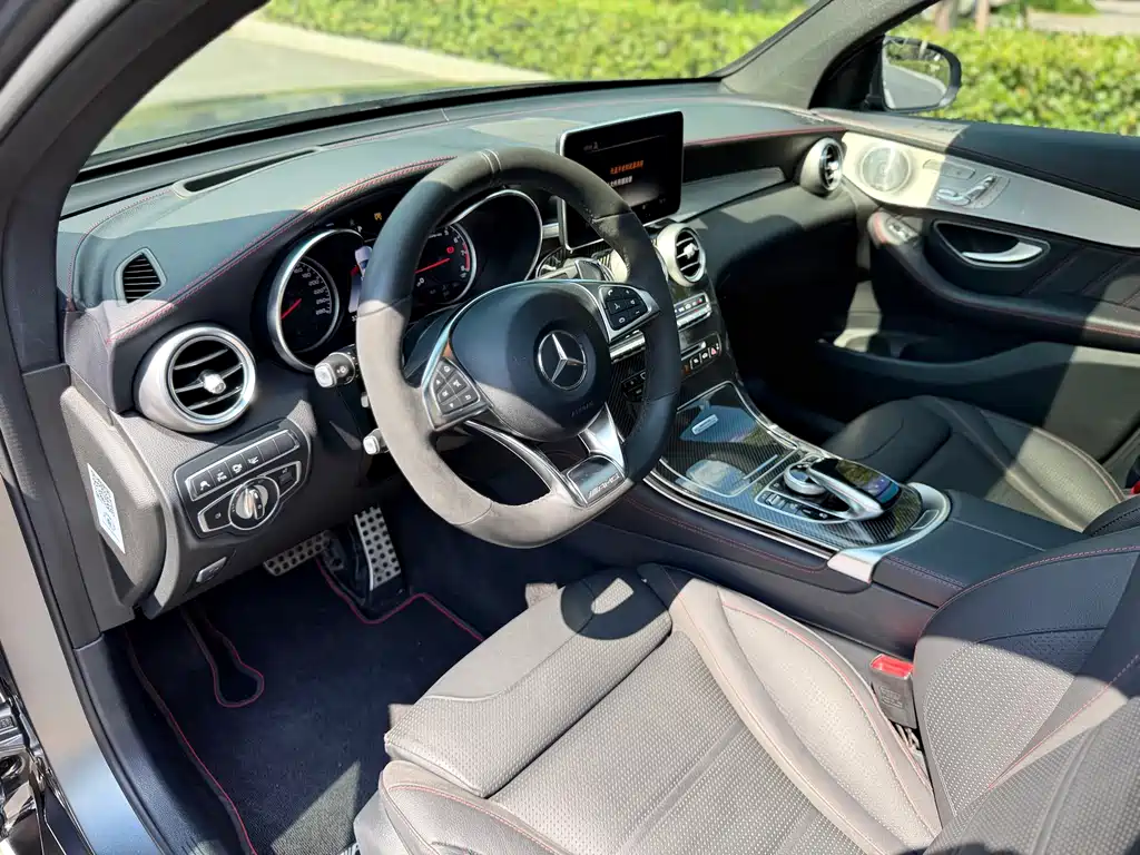 Mercedes-Benz GLC Coupe AMG — миниатюра 9