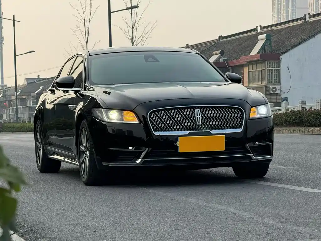 Lincoln Continental — миниатюра 3
