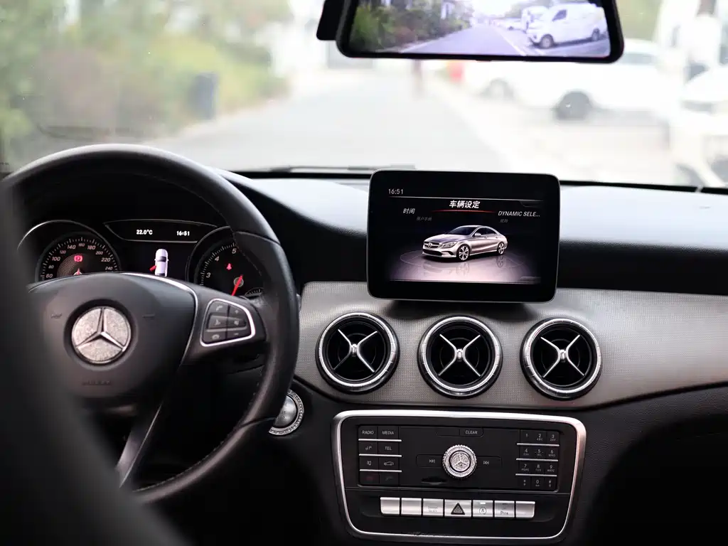 Mercedes-Benz CLA (Import) — миниатюра 22