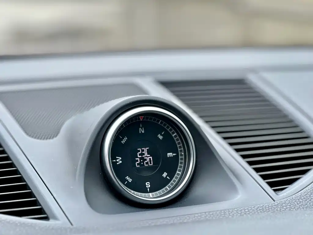 Porsche Macan - фото 28
