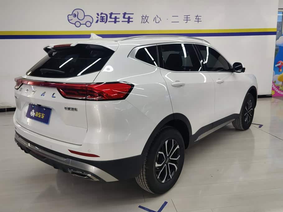 Haval Haval H6 1.5 л 2024 г. Белый, пробег 15300 км