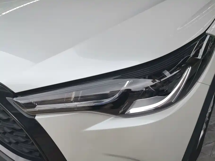 Toyota Corolla Cross — миниатюра 5