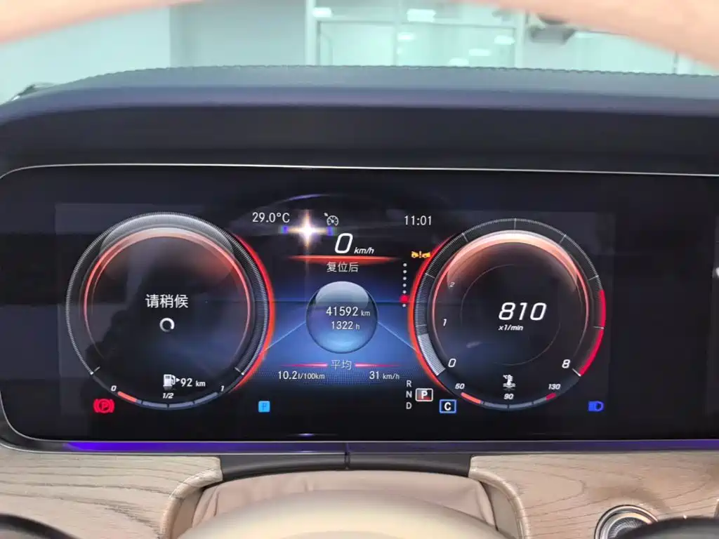 Mercedes-Benz E-Class (Import) — миниатюра 16