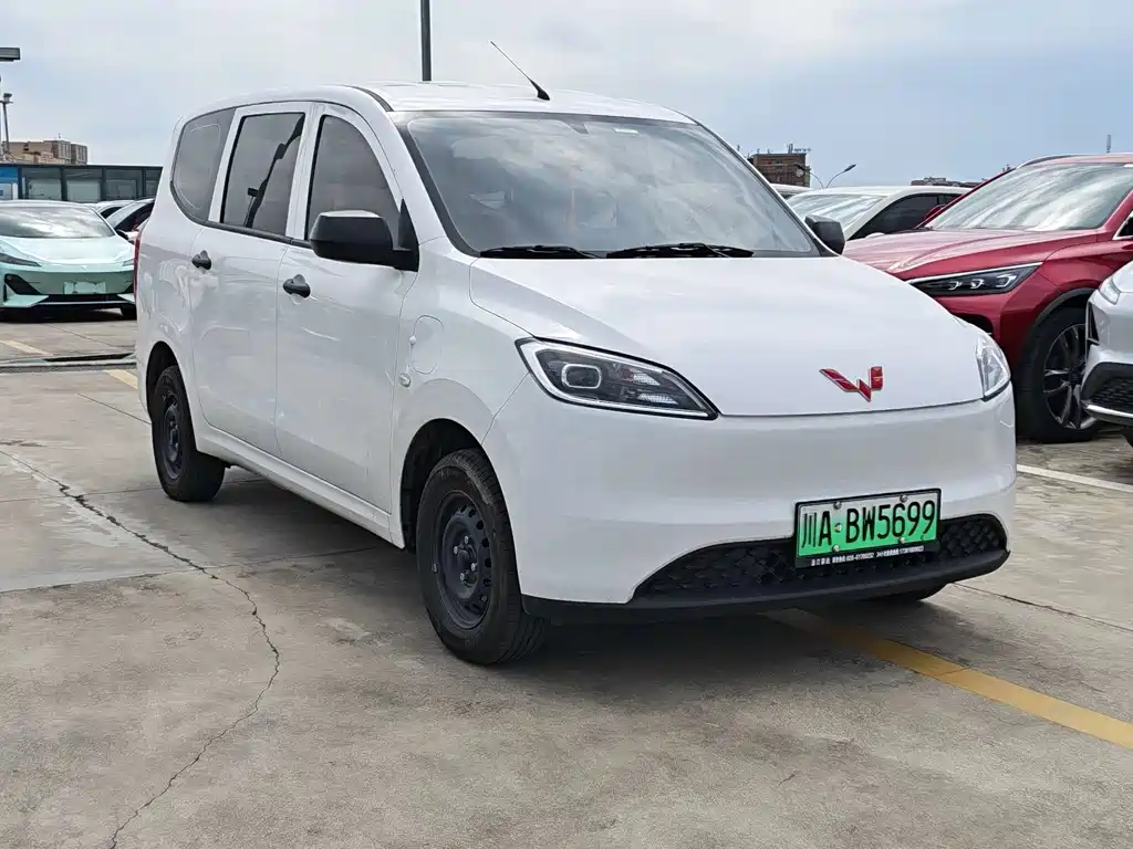 Wuling Hongguang EV — миниатюра 3
