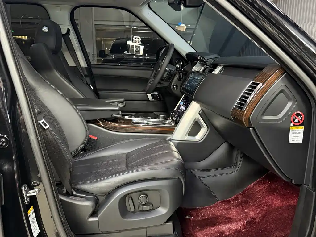 Land Rover Range Rover — миниатюра 14