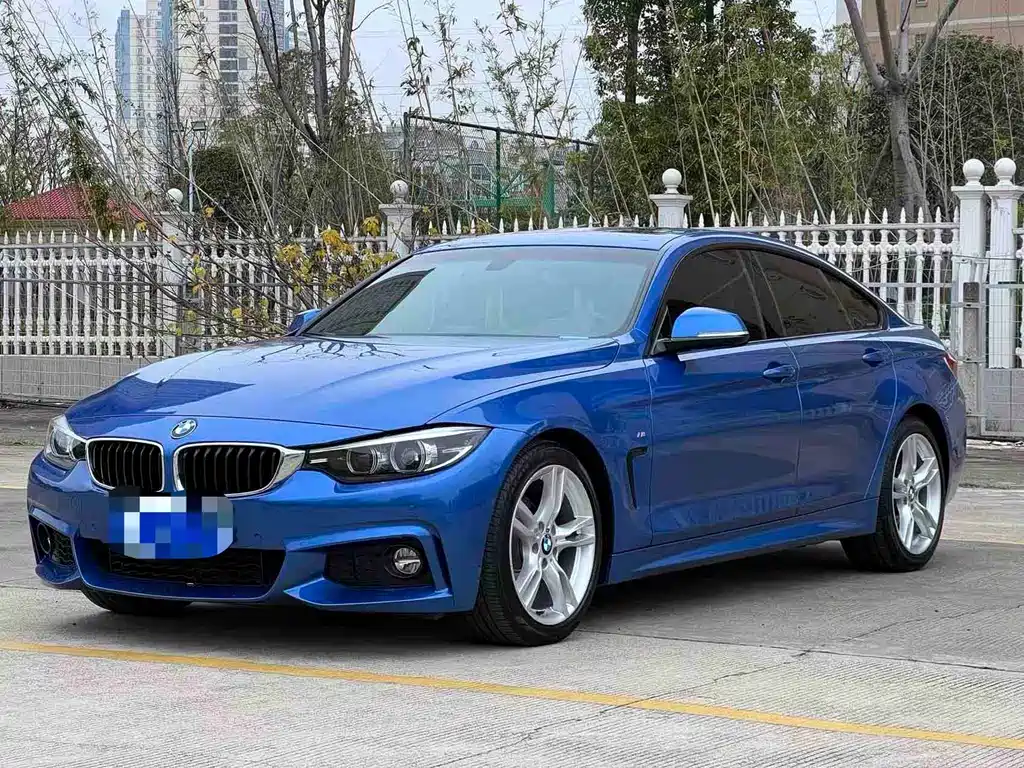 BMW 4 SERIES