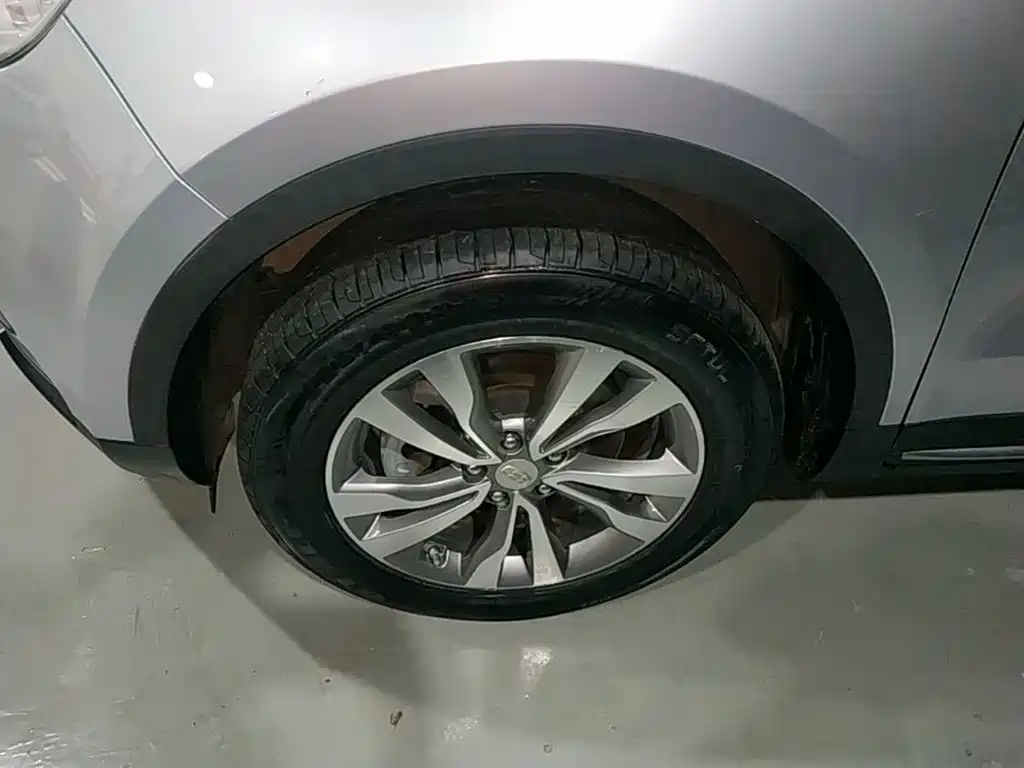 Geely Boyue — миниатюра 23