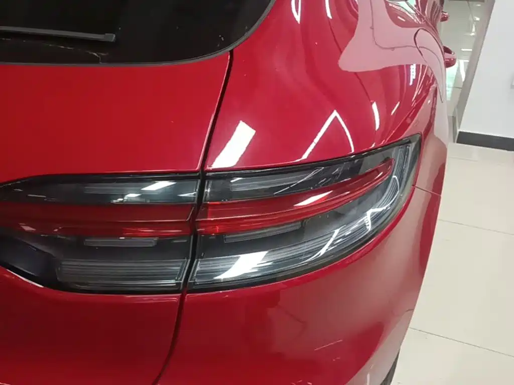 Porsche Macan — миниатюра 8