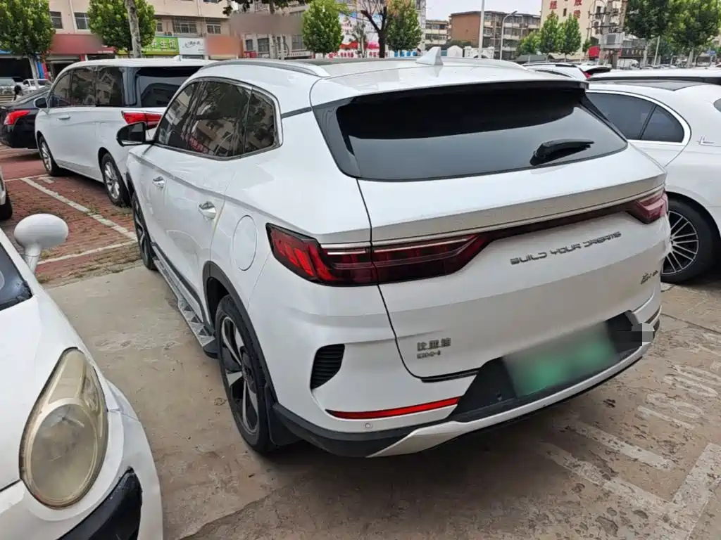 BYD PLUS New Energy — миниатюра 5