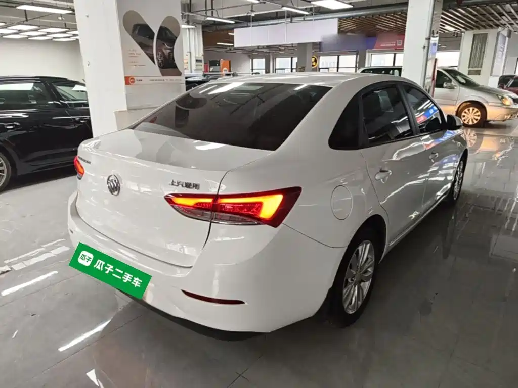 Buick Excelle — миниатюра 7