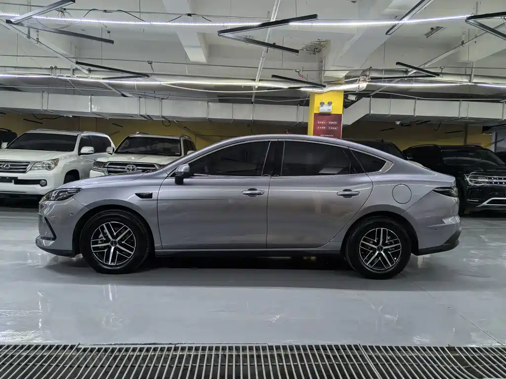 BYD Seal 05 DM-i — миниатюра 15