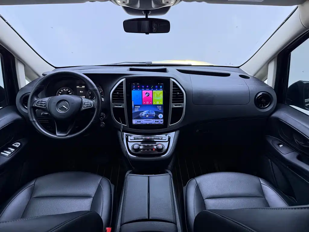 Mercedes-Benz Vito — миниатюра 11