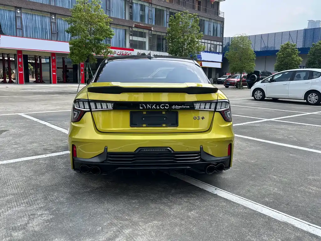 Lynk & Co 03 — миниатюра 12