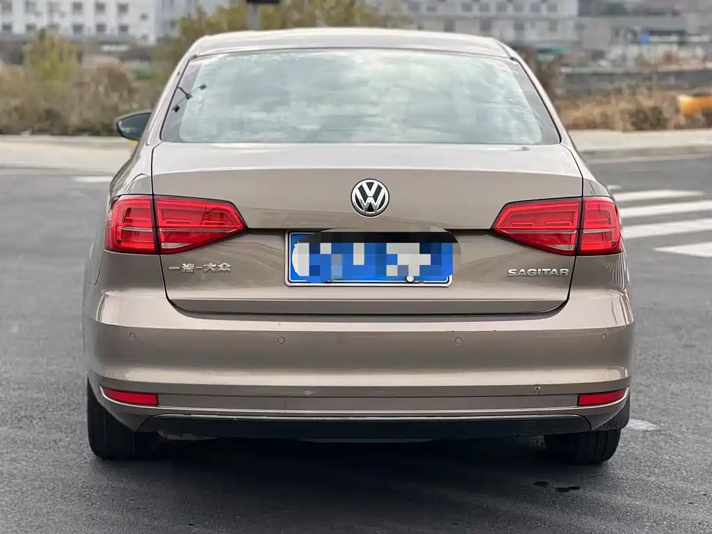 Volkswagen Sagitar 2017 1.6L AT Comfort