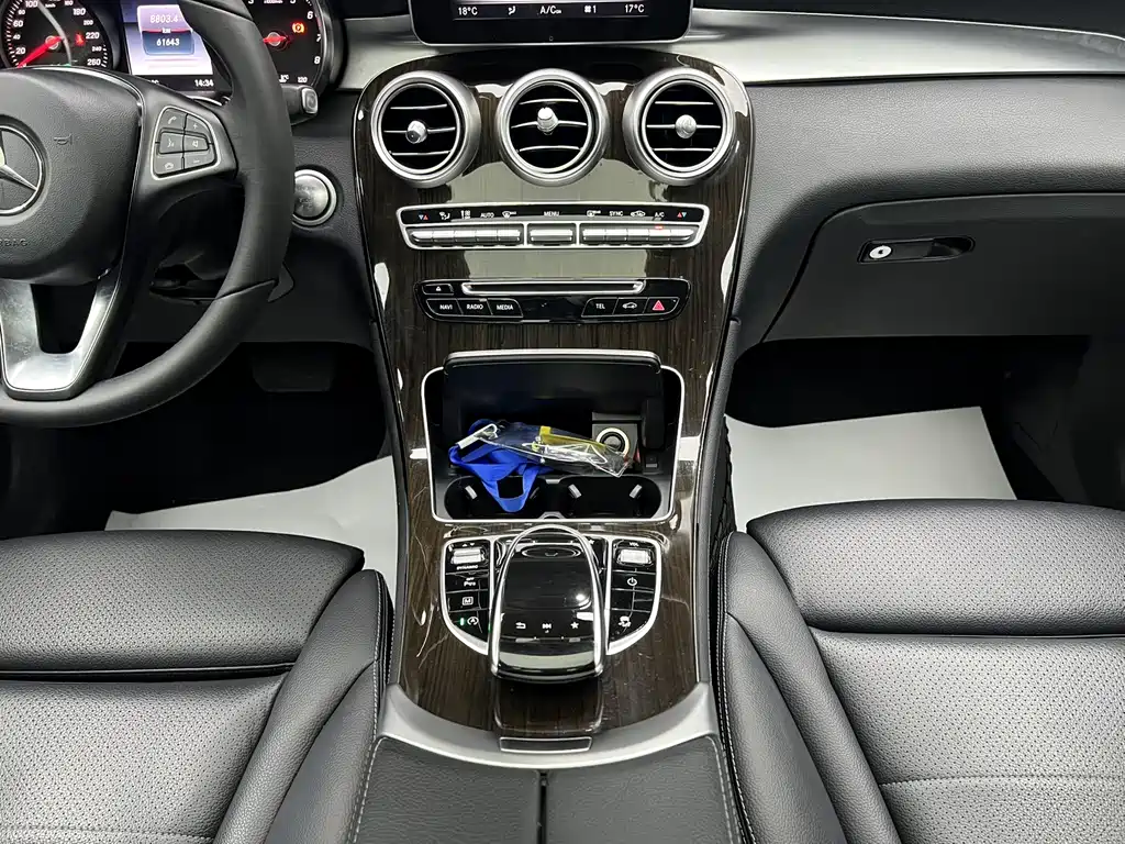 Mercedes-Benz GLC 2018 GLC 260 4MATIC