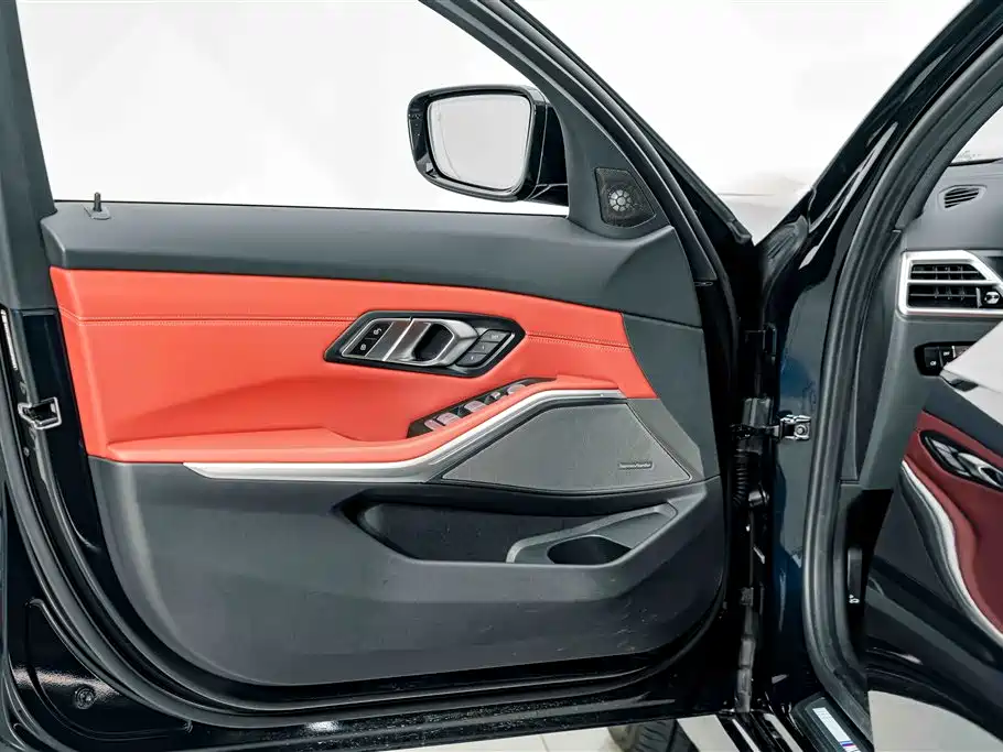 BMW 3 Series — миниатюра 18