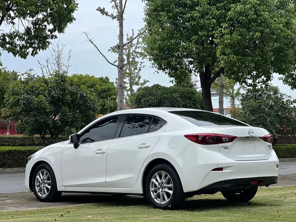 Mazda 3 Axela — миниатюра 9