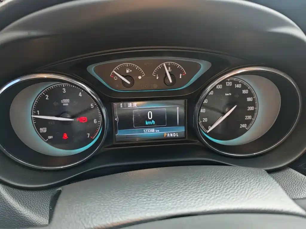 Buick Envision Plus — миниатюра 12