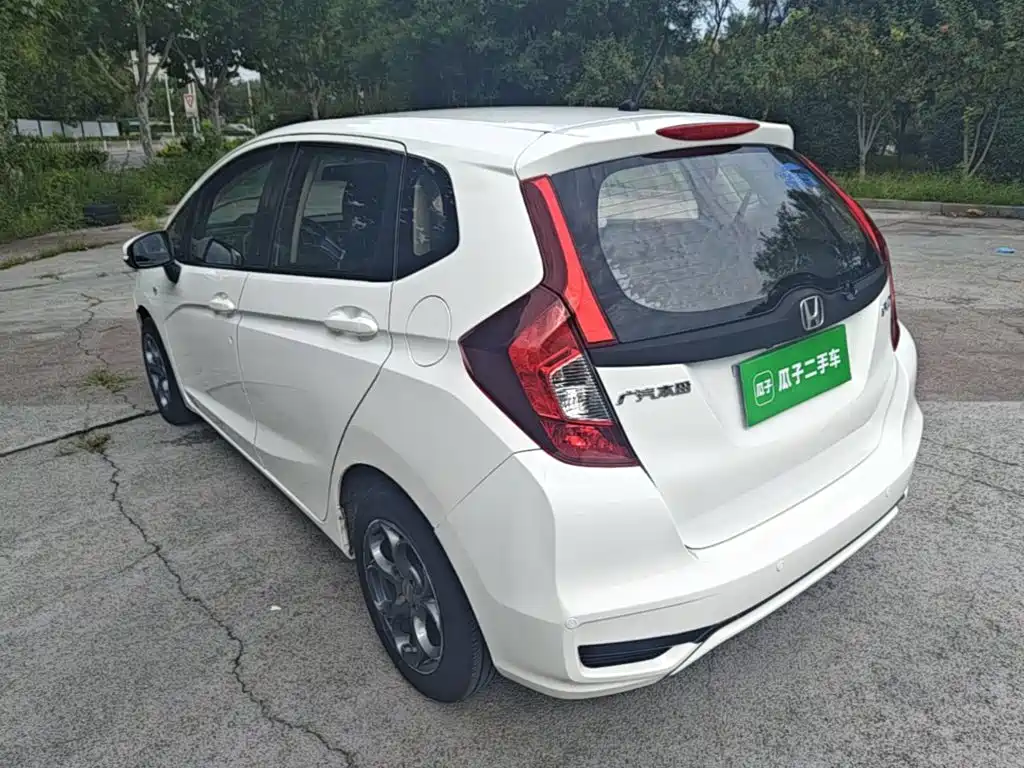 Honda Fit — миниатюра 5