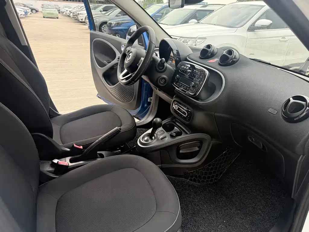 smart Smart Forfour — миниатюра 6