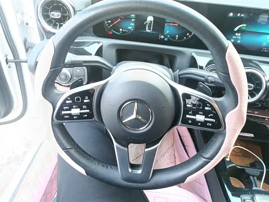 MERCEDES-BENZ A CLASS