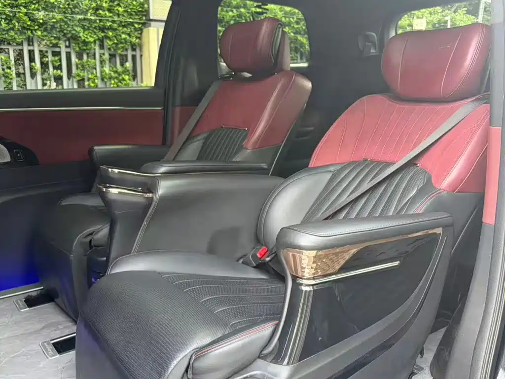 GAC Motor Trumpchi M8 — миниатюра 6