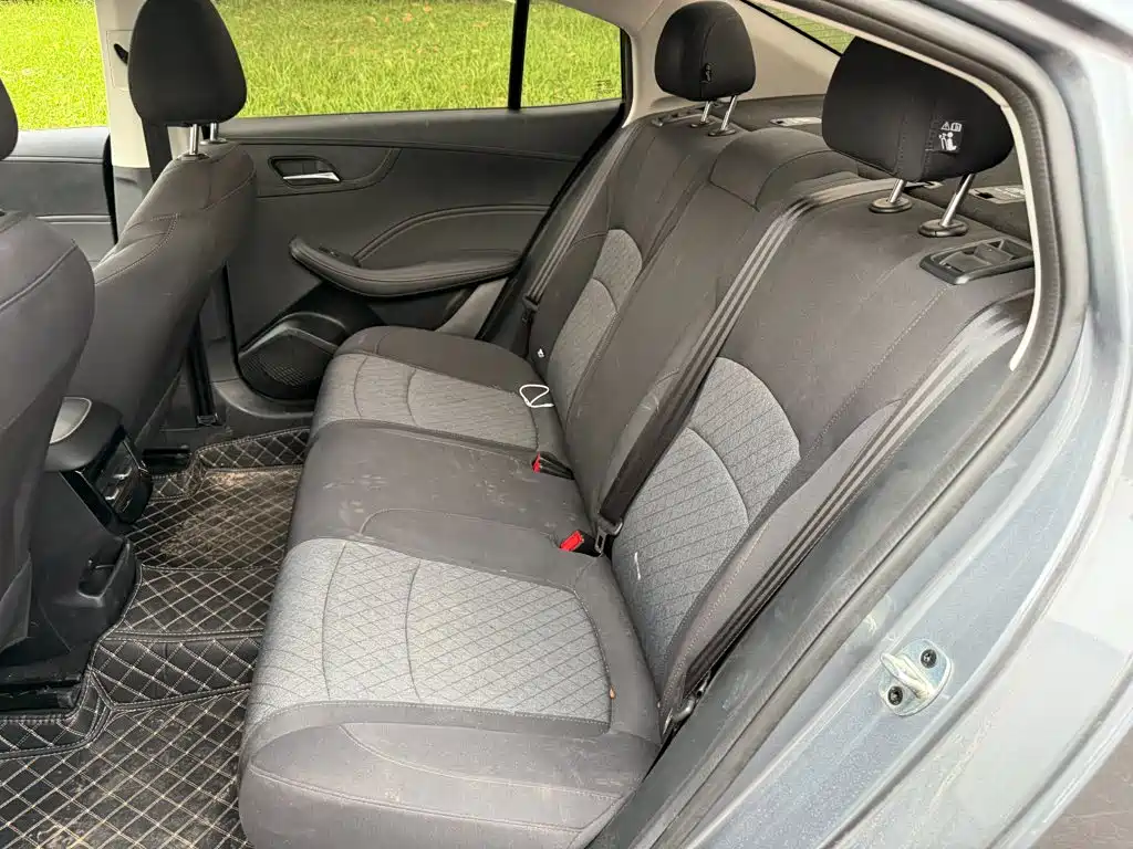 Roewe i5 — миниатюра 12
