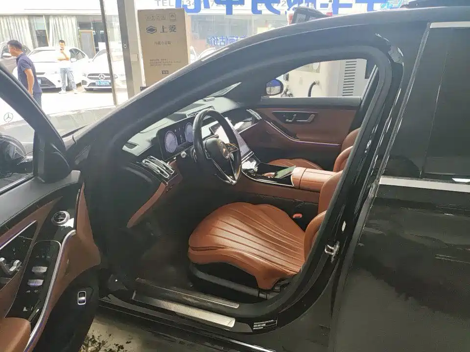 Mercedes-Benz S-Class — миниатюра 2