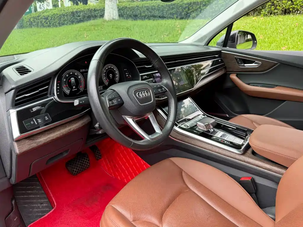 Audi Q7 — миниатюра 7