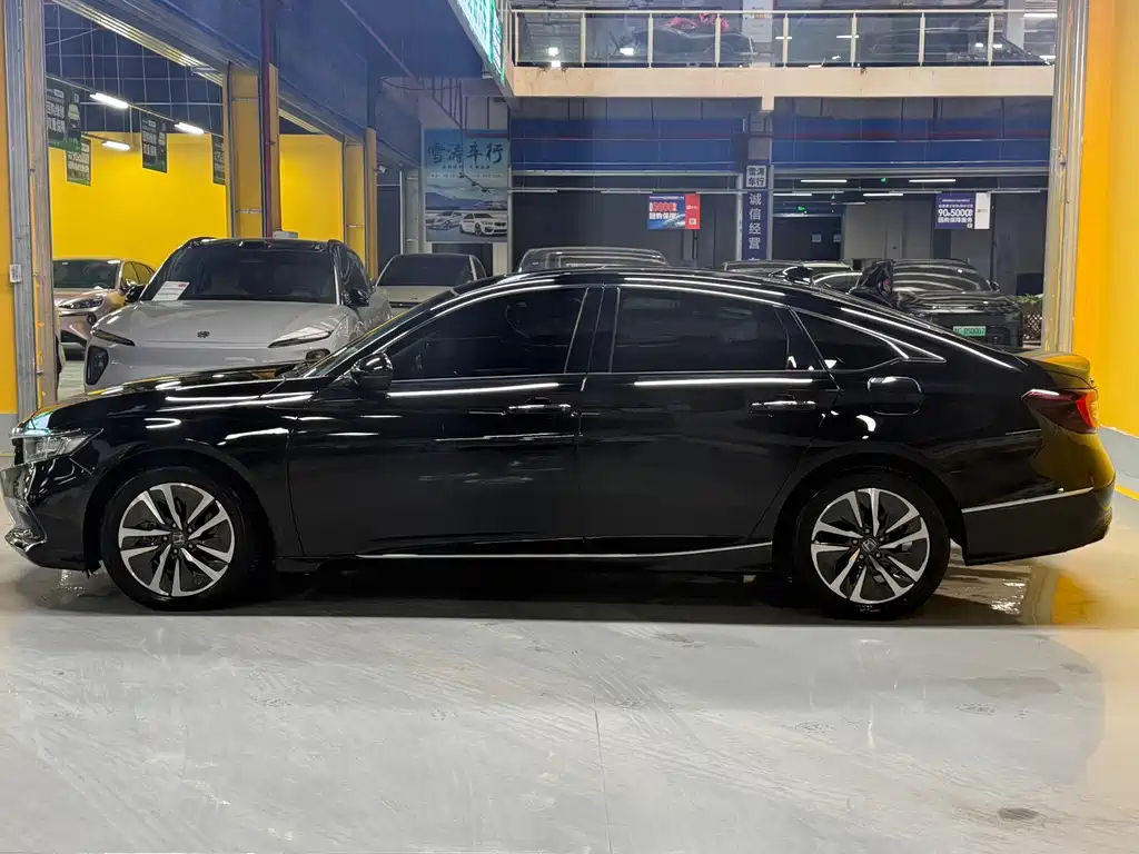 Honda Accord — миниатюра 4