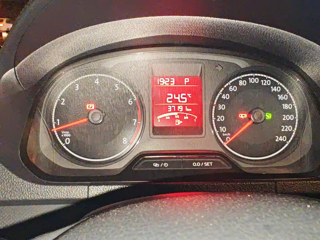 Volkswagen Jetta — миниатюра 7