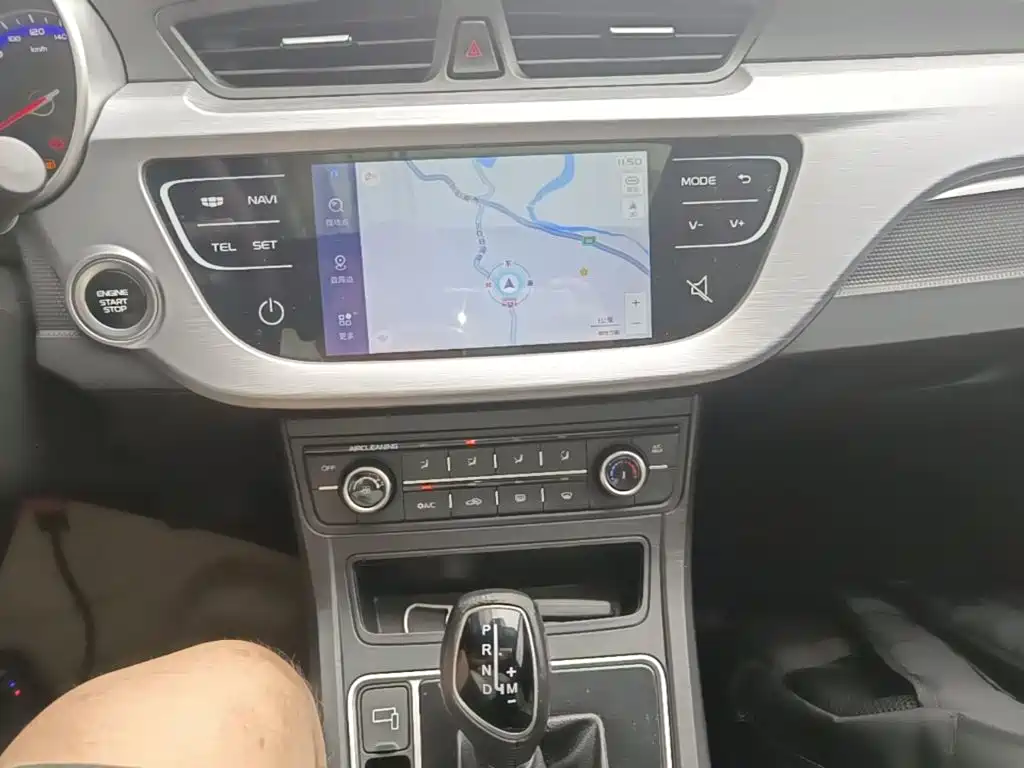 Geely Vision — миниатюра 13