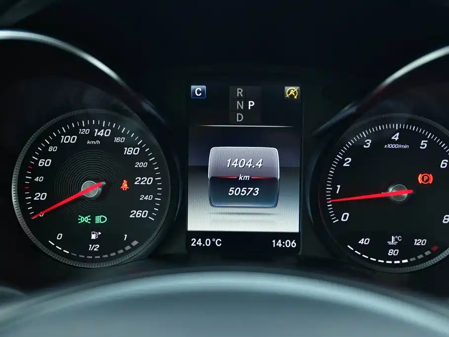 Mercedes-Benz C-Class — миниатюра 7