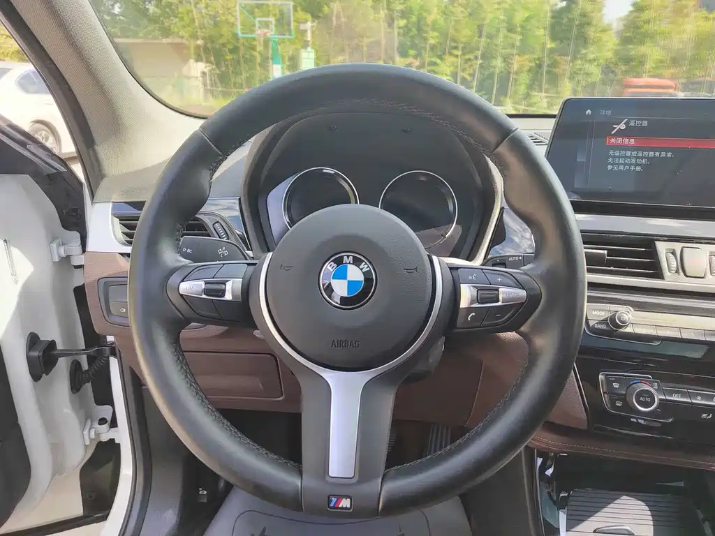 BMW X1 — миниатюра 10