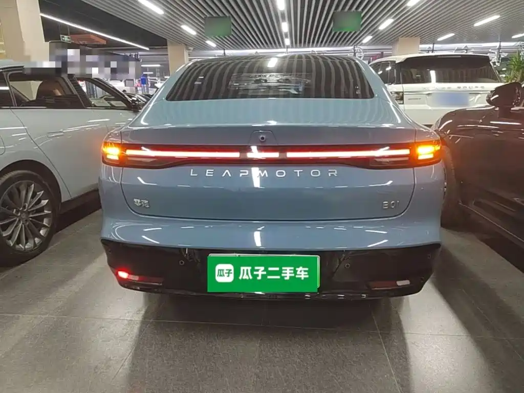 Leapmotor Leapmotor B01 — миниатюра 6