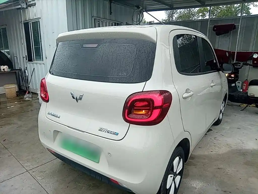Wuling MINIEV — миниатюра 7