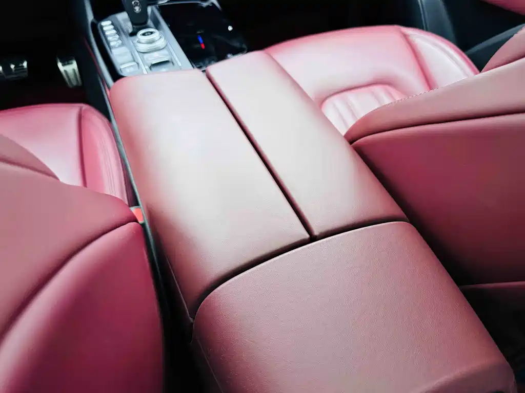 Maserati Levante — миниатюра 12
