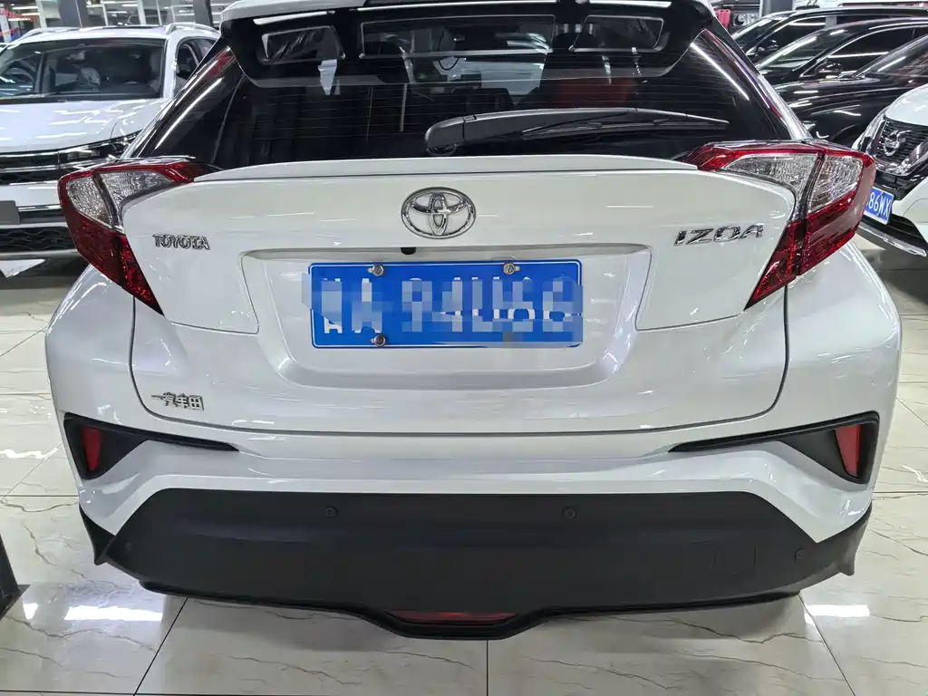 Toyota IZOA — миниатюра 5