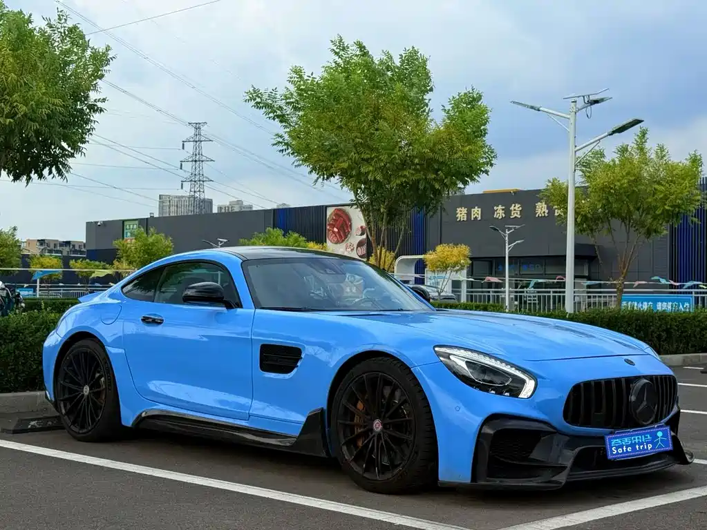 MERCEDES-BENZ AMG GT