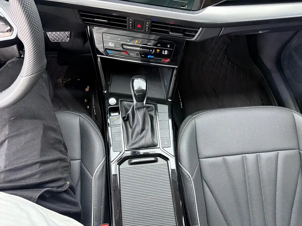 Volkswagen Passat — миниатюра 9