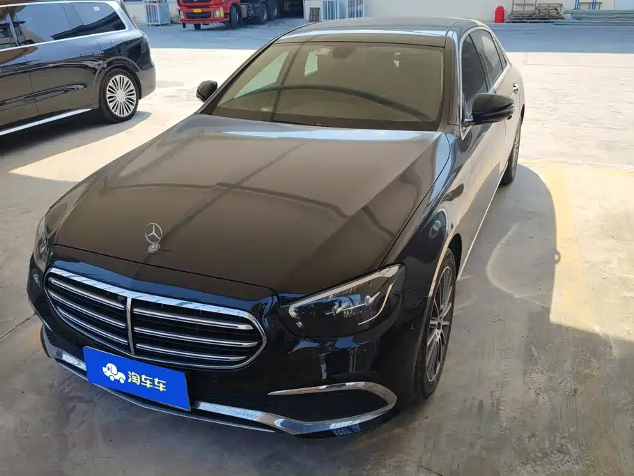 Mercedes-Benz E-Class — миниатюра 2