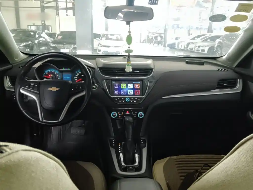 Chevrolet Malibu — миниатюра 10