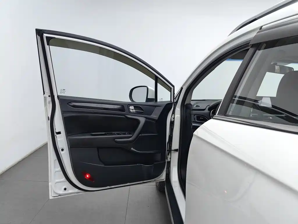 JAC Refine S3 — миниатюра 8